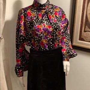 ARGENTI BLOUSE BLACK BACKGROUND COLORFUL 8